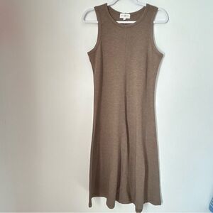 Women's Neutral Minimalist Jersey Tank Dress Size Medium by Thyme & Honey A123